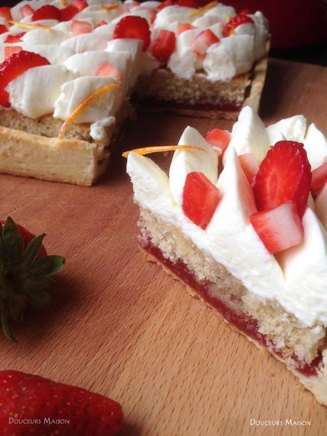 tarte fraise fleur d'oranger coupée