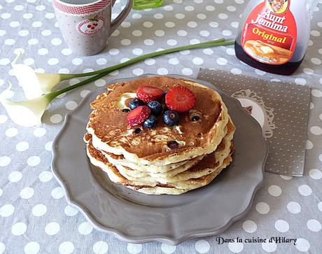 Fluffy pancakes au buttermilk et myrtilles / Blueberry and buttermilk fluffy pancakes