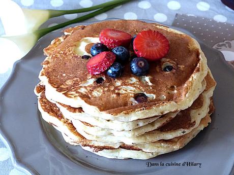 Fluffy pancakes au buttermilk et myrtilles / Blueberry and buttermilk fluffy pancakes