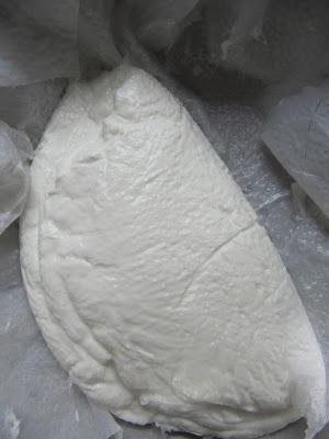 Rhubarbe  au fromage blanc & granola