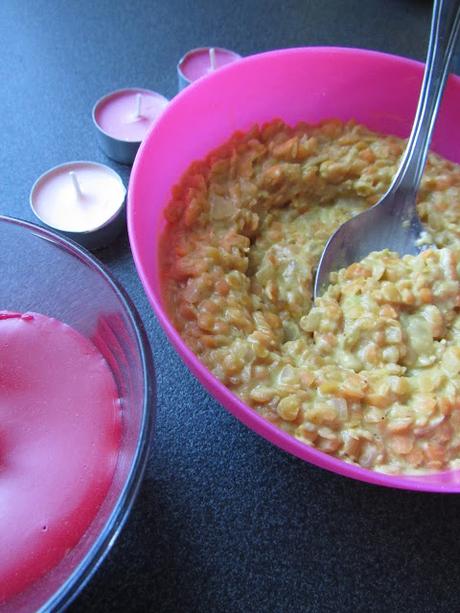 Dahl de lentilles corail au lait de coco et curry. [Foodista Challenge #19]