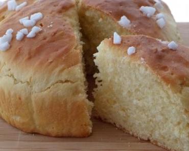 Brioche aux zestes d'agrumes, fleur d'oranger et jus d'orange