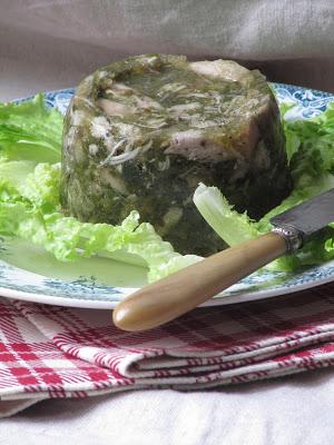 Terrine de poulet en gelée