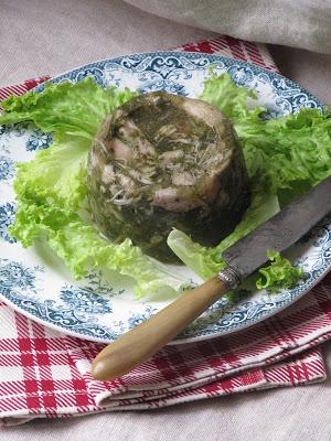 Terrine de poulet en gelée