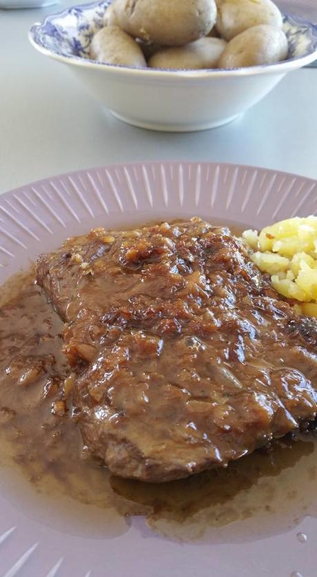 Onglet de bœuf et sa sauce échalote