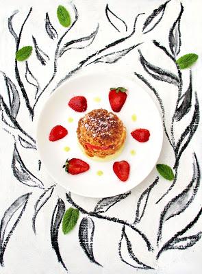 Profiterole Tomate-Fraise, Chocolat Blanc, Amandes & Huile d'Olive