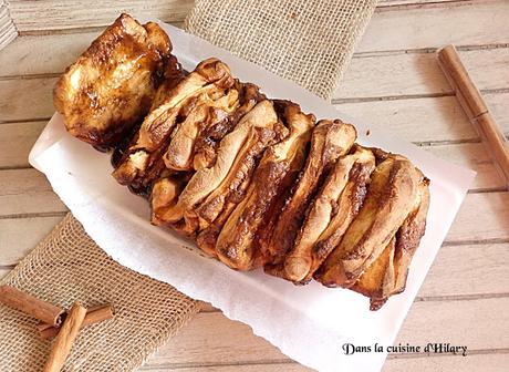 Pulled-apart bread à la cannelle / Cinnamon pulled-apart bread