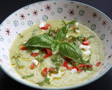 Gaspacho de courgette au chèvre frais