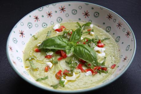 gaspacho courgette, basilic, chèvre frais