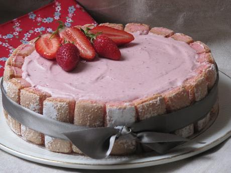 Charlotte mousse aux fruits rouges