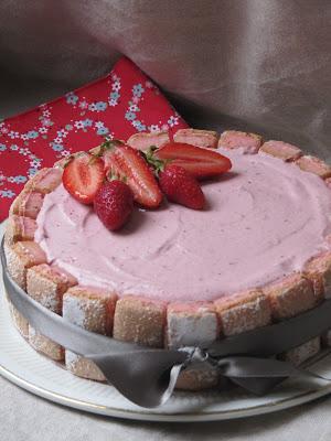 Charlotte mousse aux fruits rouges