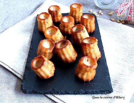 Cannelés au chèvre, figues et pignons de pin / Goat cheese, figs and pine nut cannelés