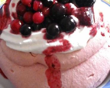 Pavlovas aux fruits rouges