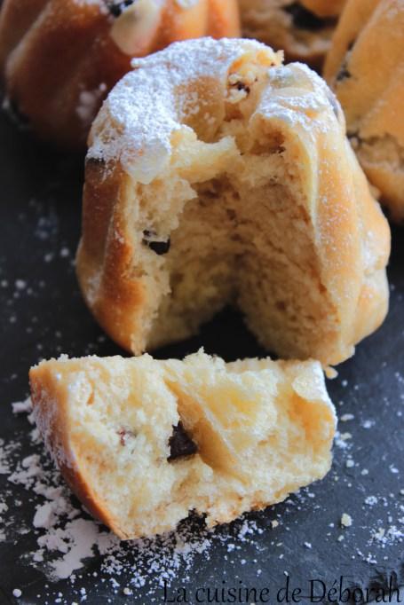 Mini kouglofs au levain et pépites de chocolat