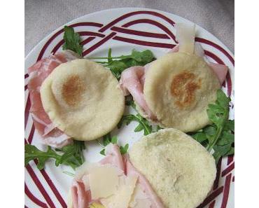Des petits pains en Emilie-Romagne : les crescentine