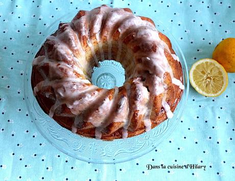 Bundt cake hyper moelleux au citron et à la framboise / Lemon and raspberry bundt cake