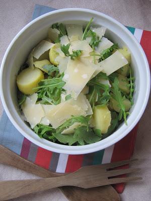 Salade de pommes de terre, roquette et parmesan