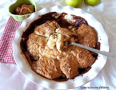 Apple cobbler moelleux et carmélisé à souhait / Apple cobbler, a soft and caramelized delight