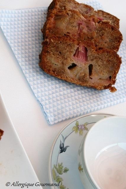 Cake à la rhubarbe, Bio, sans oeufs, gluten, lait