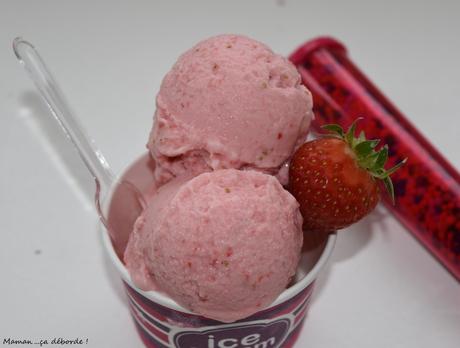 Glace à la fraise et au yaourt à la grecque