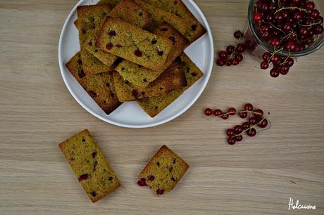 Financiers au thé matcha et groseilles