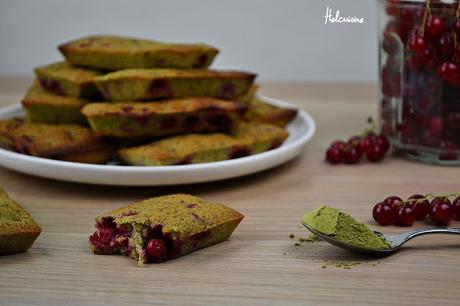 Financiers au thé matcha et groseilles