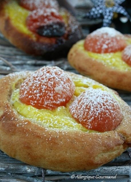 Brioches façon tarte aux abricots, Bio, sans oeufs, gluten .......