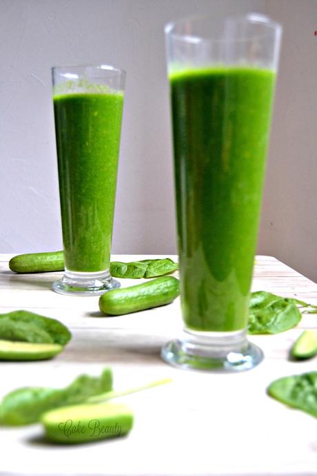 Green Smoothie Concombre Epinard Avocat 