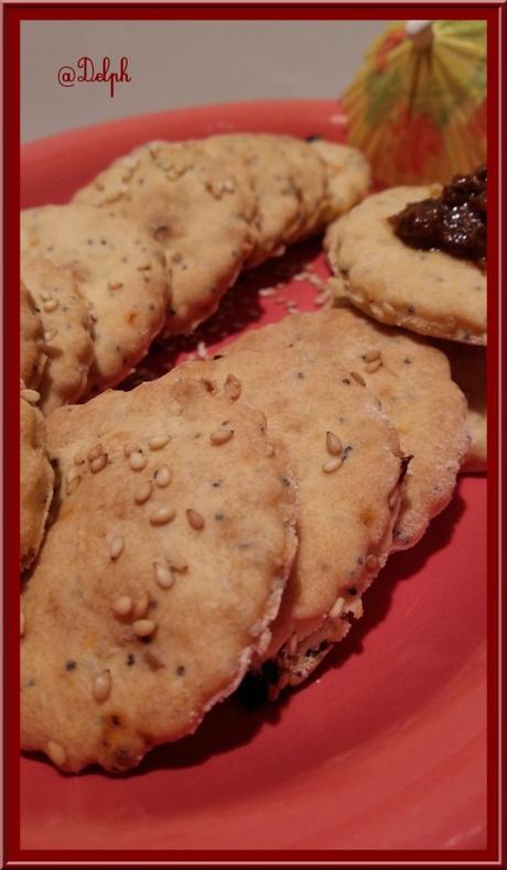 Crackers aux graines de Sésame et tomates séchées