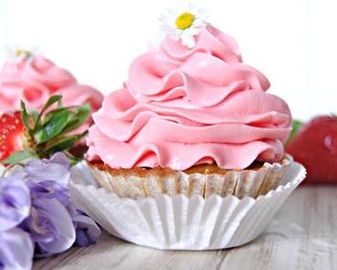 Cupcake Sans Lactose ni Gluten Topping Crème à la Meringue Suisse Fraise