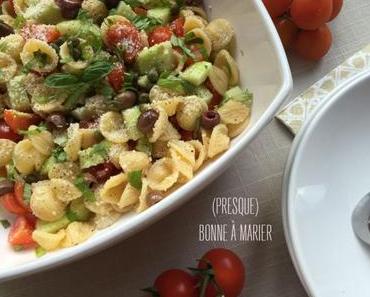Orecchiette aux tomates cerises, olives de Kalamata et parmesan