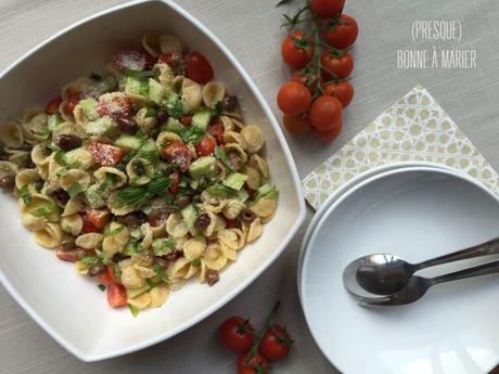 Orecchiette aux tomates cerises, olives de Kalamata et parmesan