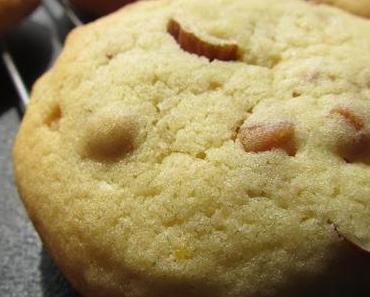Cookies au caramel et noisettes.