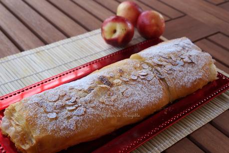 Strudel rapide aux fruits jaunes, abricots et nectarines