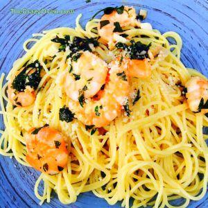 Spaghettis express aux crevettes à l’ail et au persil