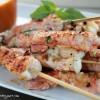 Brochettes de queues de langoustines - ©www.cuisinedetouslesjours.com