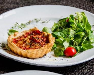 Fruit et couleurs d’été –  Petites tartes toutes simples à la tomate