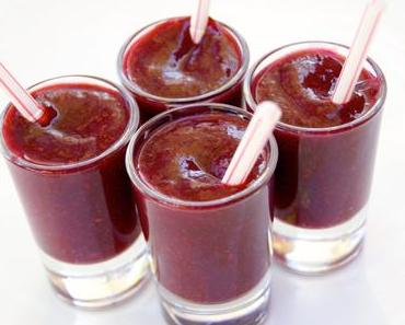 Soupe de pêches de vigne et framboises