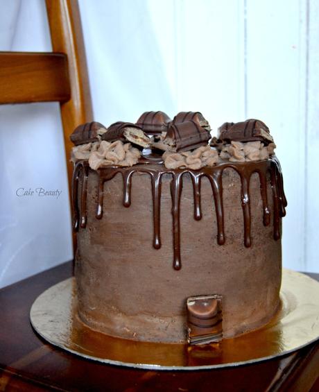 Layer Cake Kinder Bueno 100% Chocolat 