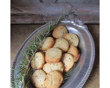 Biscuits apéritif au chèvre & au romarin