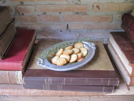 Biscuits apéritif au chèvre & au romarin