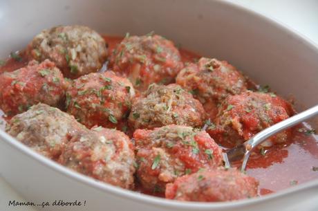 Boulettes marinées à la tomate