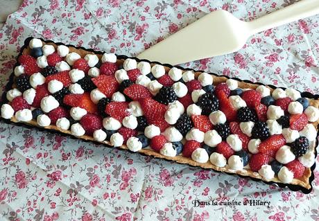 Tarte aux fruits rouges et chantilly mascarpone vanillée / Red fruit tart and it's mascarpone and vanilla Chantilly