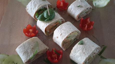 Wrap d'été concombre avocat miettes de crabe