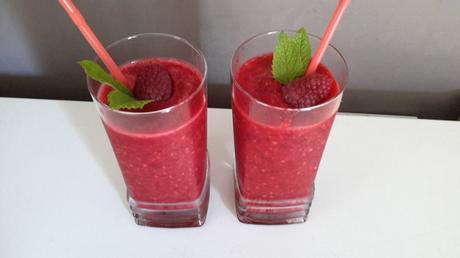 Jus de framboises menthe rafraîchissant