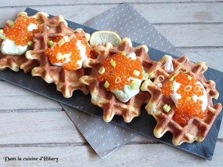 Gaufres et chantillys salées (citron et avocat) aux œufs de truite / Lemon and avocado Chantilly and trout eggs waffles