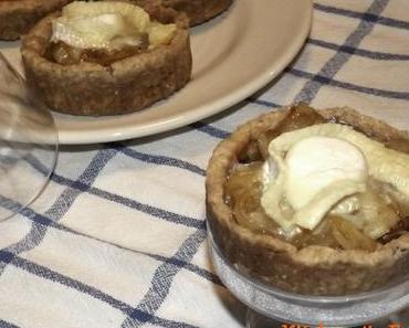 Tartelettes fromagères, oignons de Roscoff confits au cidre
