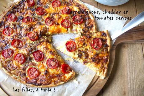 Tarte oignons, cheddar et tomates cerises