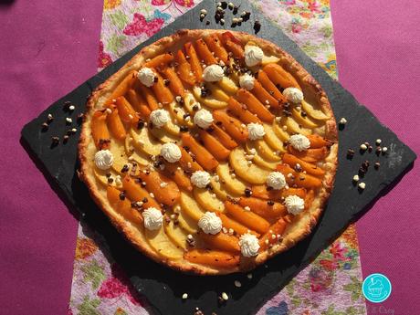 On profite des fruits d'été avec une tarte fine aux abricots et pèches ♨