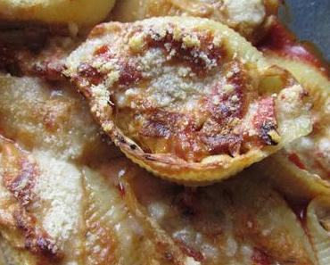 Conchiglioni farcis à la ricotta, poivrons et chorizo.